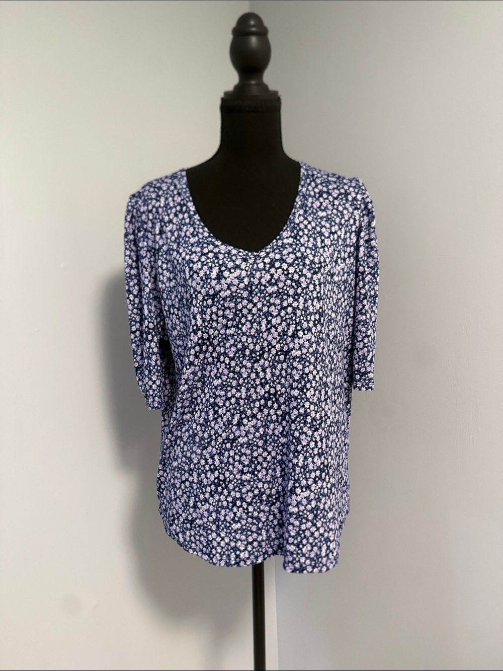 Lands' End Navy Floral Scoop Neck Short Sleeve Top